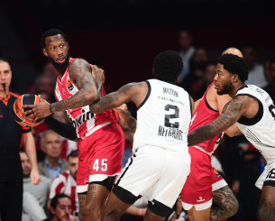 Αποκαλυπτικό σερβικό δημοσίευμα: «Η Παρτίζαν πρότεινε ανταλλαγή του Τζόουνς με τον Ντόντα Χολ»