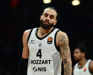 Ουάσινγκτον: «Δεν πληρώνομαι για να διαλέγω προπονητή!»