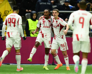 Ο Μαρτίνς βρήκε την... κλειδαρότρυπα και ο Ολυμπιακός πήρε «καυτή» νίκη στην παγωμένη Αστάνα