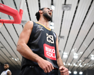 «Τρομακτική» εμφάνιση του Καραγιαννίδη κόντρα στον Πανιώνιο με 23 πόντους και 17 ριμπάουντ!