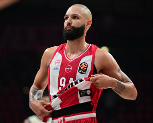 Όσο δεν αλλάζει θα «υποφέρει»