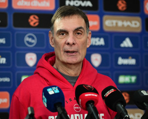 Μπαρτζώκας: «Η γκρίνια πάντα θα υπάρχει στον Ολυμπιακό - Εχει πίεση επειδή πήγε σε τέσσερα Final-4 και πρέπει να πάει πάλι»