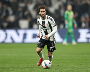 Επιμένουν οι Τούρκοι - «Η ΑΕΚ ενδιαφέρεται για τον Ράφα Σίλβα της Μπεσίκτας»