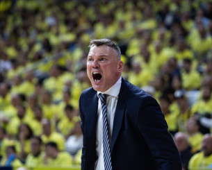 «Δένει» τον Γιασκεβίτσιους η Φενέρμπαχτσε με νέο συμβόλαιο