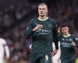 Ο Χάαλαντ άγγιξε την μπάλα μόλις τέσσερις φορές και έγραψε ιστορία - Το νέο ρεκόρ που σημείωσε