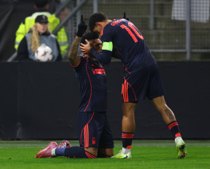 Πέρασε από την Ουτρέχτη η Νότιγχαμ - Νίκη οκτάδας για τη Φερεντσβάρος κόντρα στην Ρέιντζερς