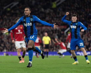 Σαν στο σπίτι της: Το εντυπωσιακό ρεκόρ της Μπόρνμουθ στο «Όλντ Τράφορντ»