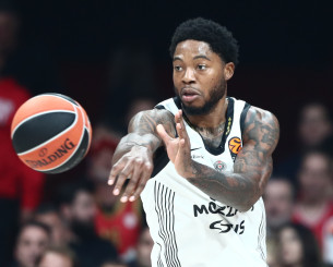 Στα άκρα Παρτίζαν και Τζόουνς: Δεν ταξίδεψε στο Κάουνας, τα πάντα στον αέρα για το μέλλον του