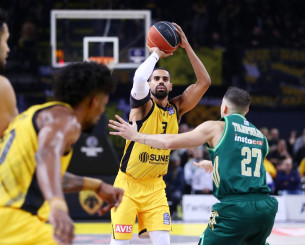 Η ΑΕΚ στο πλευρό του Κλαβέλ: Βοηθάει για την αποκατάσταση του