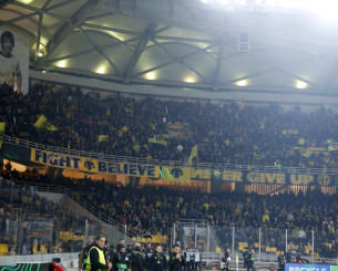 Η συγκινητική ιστορία φίλου της ΑΕΚ στο ματς με την Κραϊόβα στο «Athletiko by Night» (video)