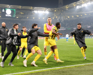 «Τρελάθηκε» και η «L'Equipe» με την πρόκριση της ΑΕΚ - «Η πιο δραματική τροπή της βραδιάς»