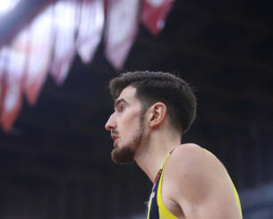 Η Φενέρμπαχτσε εξετάζει την επιστροφή του θρύλου της Euroleague Νάντο Ντε Κολό!