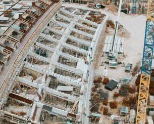 Εντυπωσιακά πλάνα από τη τοποθέτηση της πρώτης κερκίδας στο νέο γήπεδο του Παναθηναϊκού (video, photos)