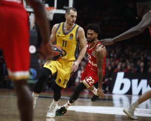 Ο Ματ Τόμας στη λίστα της ΑΕΚ