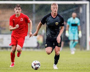 «Η Πάφος εξετάζει τον Γιόνσον»