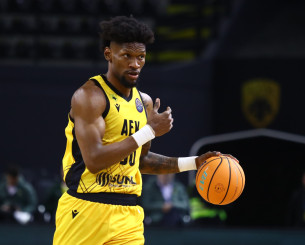 EuroLeague by night: Τι ισχύει για Σίλβα - Ολυμπιακό και η υπόθεση Γιούρτσεβεν στον Παναθηναϊκό (video)