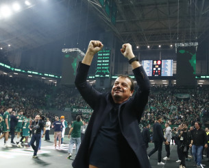 Οι γροθιές υψώθηκαν ξανά: Ο Αταμάν πανηγύρισε τη νίκη επί της Χάποελ Τελ Αβίβ (photos)