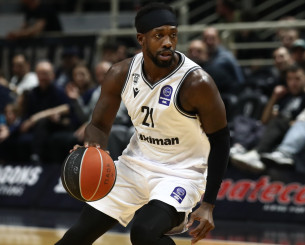 Μπέβερλι: «Το τέλειο μέρος για μένα ο ΠΑΟΚ»