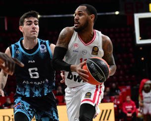 Το πρώτο καλάθι του Μόρις με τη φανέλα του Ολυμπιακού (video)