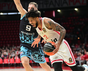 Ο Ολυμπιακός κέρδισε άνετα τον Κολοσσό με ρεκόρ καριέρας του ασταμάτητου Ντόρσεϊ