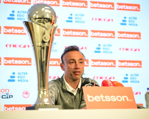 Κόντης: «Πάντα υπάρχει κίνητρο όταν παίζεις τέτοια ματς - Πρέπει να κοιτάξουμε κατάματα τον Ολυμπιακό»