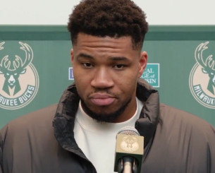 Αντετοκούνμπο: «Δεν έχω κάνει καμία συζήτηση με τους Μπακς, ο ατζέντης μου μπορεί να κάνει όσες θέλει»