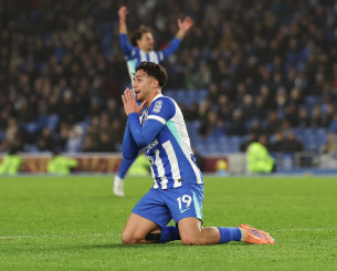 Ο Κωστούλας σκόραρε με την Μπράιτον, αλλά το γκολ του Έλληνα στράικερ ακυρώθηκε (video)