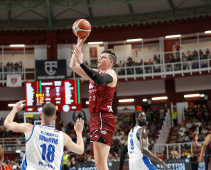 Τον ήθελε ο ΠΑΟΚ, κλείνει στη Γρανάδα