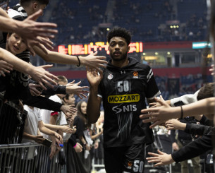 Παρτίζαν και Καμπόκλο σε διαδικασία επανένωσης - Οι Σέρβοι ψάχνουν σέντερ σε περίπτωση φυγής του Τζόουνς