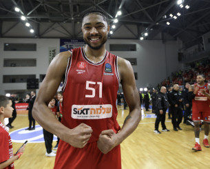 Η ΑΕΚ θέλει να ρίξει βόμβα με Καμπόκλο