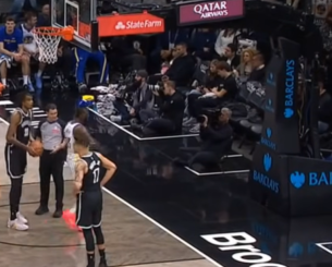 Ο Γκριν είχε επεισόδιο με 89χρονο φίλο των Νετς: «Βάλε τον γέρικο κ@λ@ σου κάτω» (video)