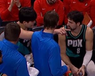 Κινέζος NBAer δυσκολεύεται με τα αγγλικά και... χρεώνει την ομάδα του (video)