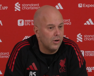 Ο Σλοτ τα αφήνει όλα πίσω του για την κόντρα με τον Σαλάχ - «Οι πράξεις μιλούν πιο δυνατά από τα λόγια»