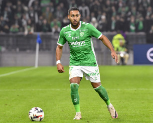 Η ΑΕΛ Novibet κλείνει τον Μασόν