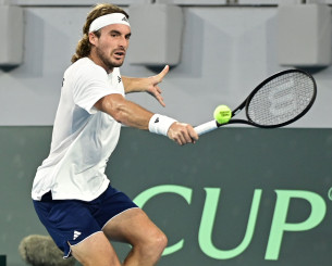 Τσιτσιπάς: «Χρωστούσα στην ομάδα μου μια εμφάνιση υψηλού επιπέδου» (video)