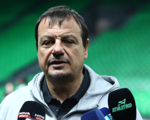 Αταμάν: «Δεν έχω ζητήσει παίκτη» (video)