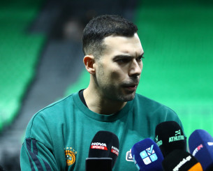 Σλούκας: «Η εικόνα μας δεν ήταν καλή με Ολυμπιακό, είμαι εκτός ρυθμού αλλά θα δώσω ό,τι μπορώ» (video)