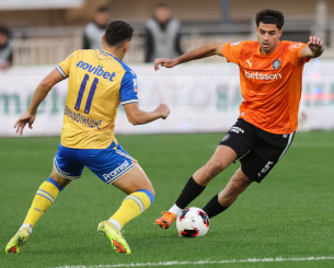 Με τρομερή εκτέλεση φάουλ του Γκονθάλεθ προηγείται ο ΟΦΗ του Αστέρα AKTOR (video)