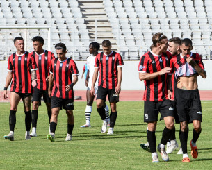 Οι... «αιχμηρές» ευχές της Παναχαϊκής για το Πάσχα: «Ο καπετάνιος πηδάει τελευταίος απ' το καράβι» Οι... «αιχμηρές» ευχές της Παναχαϊκής για το Πάσχα: «Ο καπετάνιος πηδάει τελευταίος απ' το καράβι»