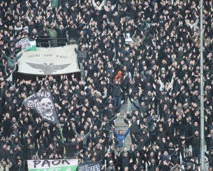 Αθωώθηκαν 33 φίλοι του ΠΑΟΚ για επεισόδια με οπαδούς της ΑΕΚ τον Μάρτιο Αθωώθηκαν 33 φίλοι του ΠΑΟΚ για επεισόδια με οπαδούς της ΑΕΚ τον Μάρτιο