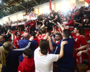 Πρωταθλητής στην Α1 Γυναικών μπάσκετ ο Ολυμπιακός κατακτώντας το νταμπλ! Πρωταθλητής στην Α1 Γυναικών μπάσκετ ο Ολυμπιακός κατακτώντας το νταμπλ!