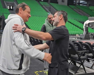 Με Σλούκα και... Καραγκούνη ο Παναθηναϊκός ενόψει Εφές - Ανεβάζει στροφές ο Παπαπέτρου Με Σλούκα και... Καραγκούνη ο Παναθηναϊκός ενόψει Εφές - Ανεβάζει στροφές ο Παπαπέτρου