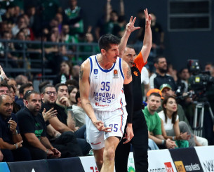 Ο Γουίλις πήρε θέση για το περιστατικό με τον Αταμάν: «Δείξτε του σεβασμό» Ο Γουίλις πήρε θέση για το περιστατικό με τον Αταμάν: «Δείξτε του σεβασμό»