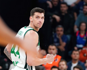 Ντίνος Μήτογλου, ο παίκτης που οδήγησε στο break τον Παναθηναϊκό μέσα στην Πόλη Ντίνος Μήτογλου, ο παίκτης που οδήγησε στο break τον Παναθηναϊκό μέσα στην Πόλη