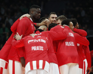 Τι θα γίνει με την προπόνηση του Ολυμπιακού στο γήπεδο που διανυκτέρευσε κόσμος Τι θα γίνει με την προπόνηση του Ολυμπιακού στο γήπεδο που διανυκτέρευσε κόσμος