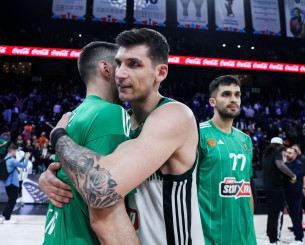 Ο Μήτογλου στο Athletiko: «Ο Σλούκας μου έδωσε τη μπάλα, βλέπω 3, 2, 1 το πήρα...» Ο Μήτογλου στο Athletiko: «Ο Σλούκας μου έδωσε τη μπάλα, βλέπω 3, 2, 1 το πήρα...»