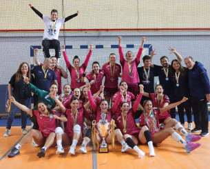 Η Νέα Ιωνία κατέκτησε το τρεμπλ και το 7ο πρωτάθλημα Ελλάδας Η Νέα Ιωνία κατέκτησε το τρεμπλ και το 7ο πρωτάθλημα Ελλάδας