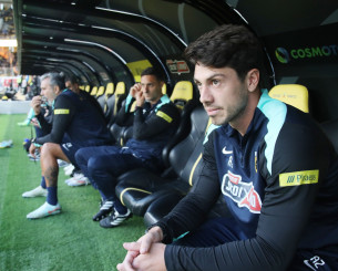 Ο Ογκουστίν Σαλαζάρ καθοδηγεί την ΑΕΚ από τον πάγκο