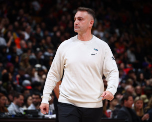 Ο... παραλίγο προπονητής του Βεζένκοφ στο ΝΒΑ είδε τον Ολυμπιακό στη Μαδρίτη (video)