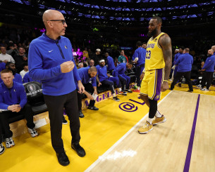 Επενδύσεις στο Νησί: Πέντε NBAers έχουν μετοχές σε ομάδες της αγγλικής Premier League Επενδύσεις στο Νησί: Πέντε NBAers έχουν μετοχές σε ομάδες της αγγλικής Premier League